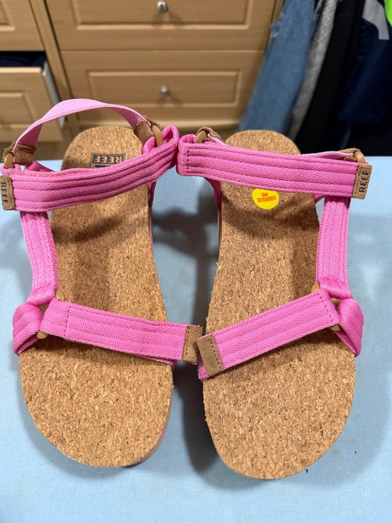Reef Shoes - Reef Hot Pink Cork Strap Sandals